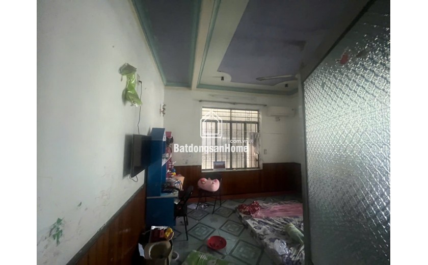 Căn Nhà mặt tiền đường 2/4 vừa ở Vừa kinh doanh gần Chợ Vĩnh Hải